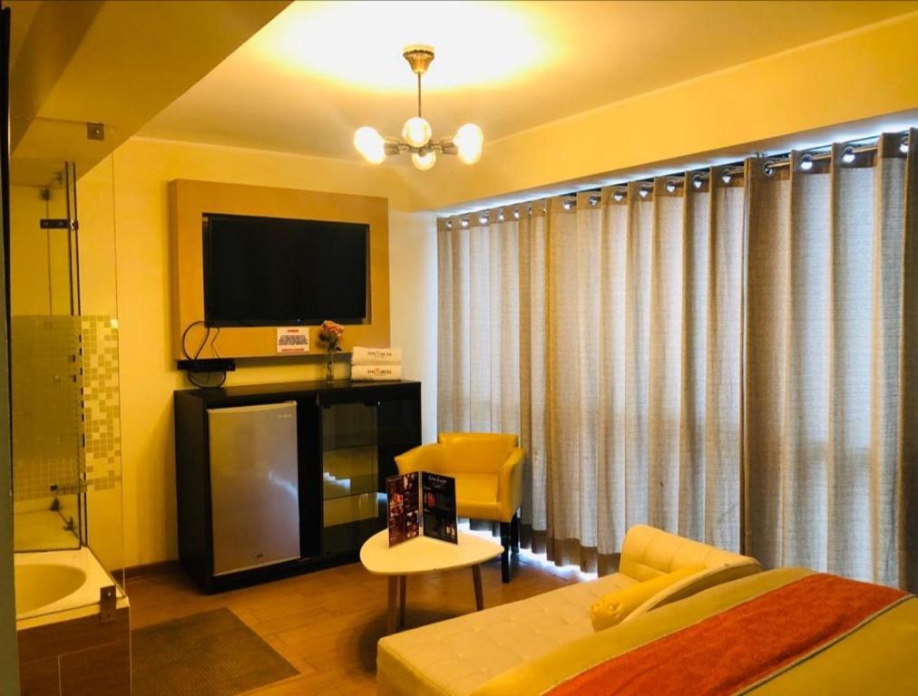 Los Arces Hotel Lima Exteriör bild